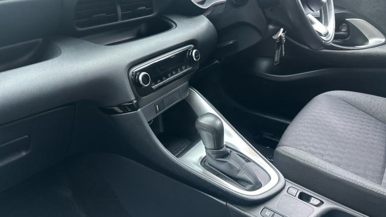 Toyota Yaris 1.5 Hybrid Icon 5dr CVT Hybrid Hatchback